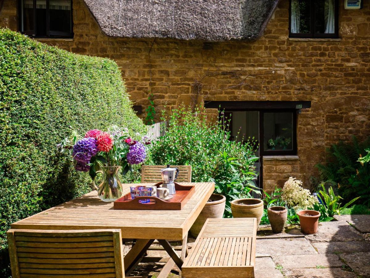 Lily Cottage Tew Εξωτερικό φωτογραφία