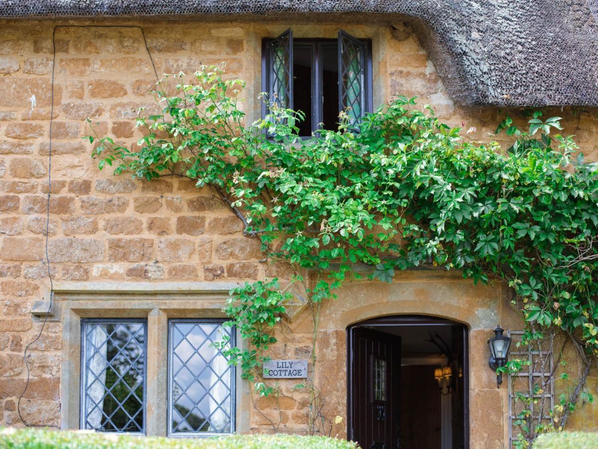 Lily Cottage Tew Εξωτερικό φωτογραφία